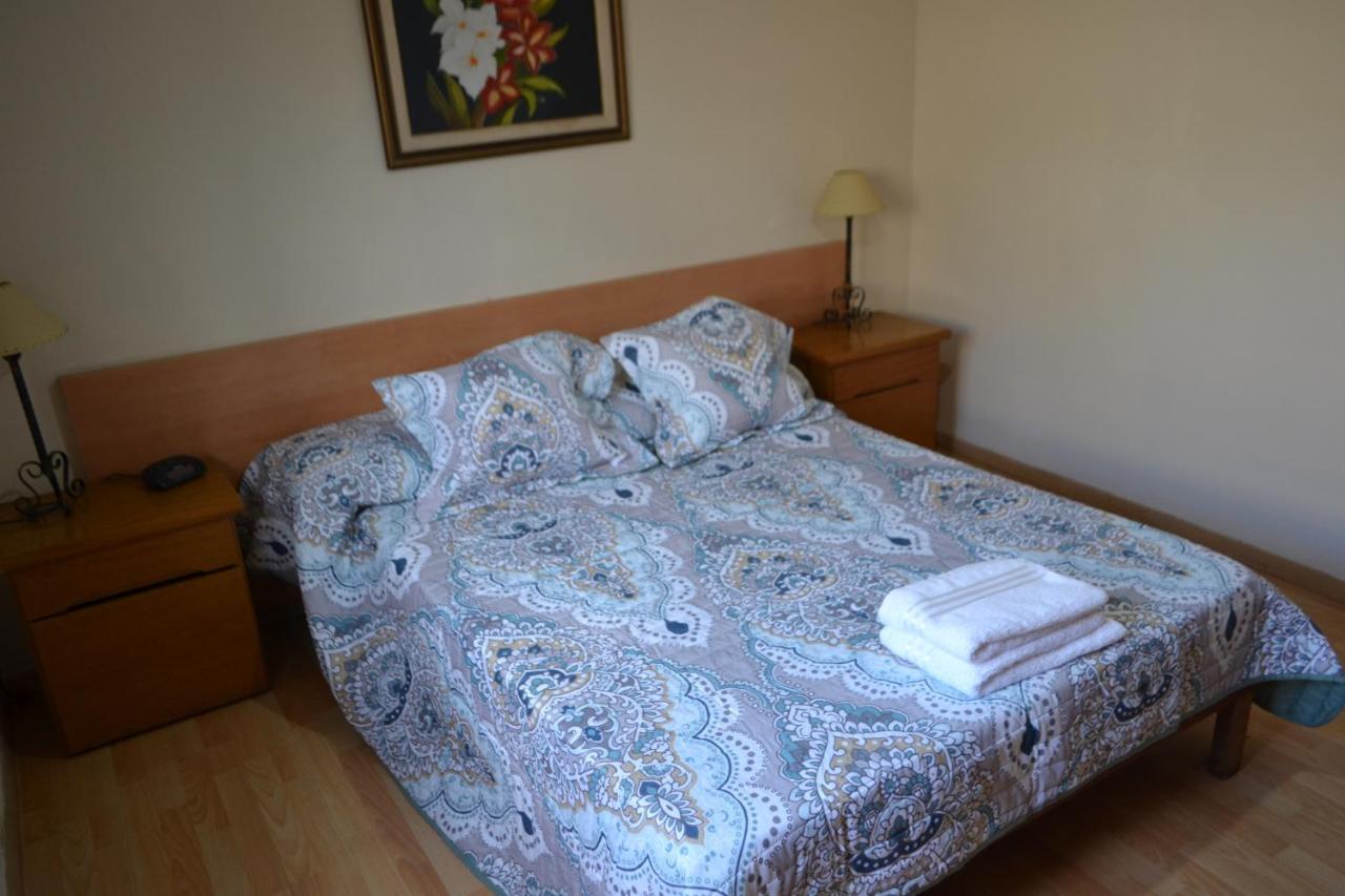 Casa Ideal Hasta 7pax Con Cochera Propia *